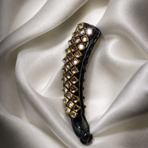 Lock type banana clip